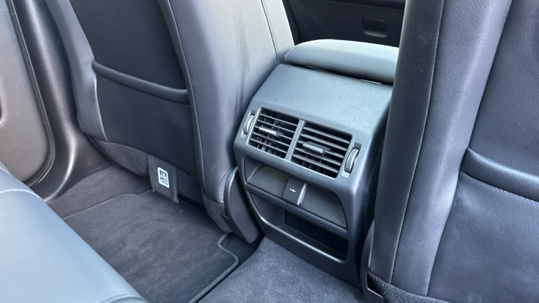 Land Rover Discovery Sport 1.5 P300e R-Dynamic SE 5dr Auto [5 Seat] Station Wagon